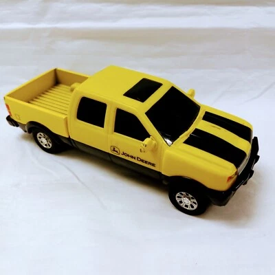 Ertl John Deere Yellow Extended Cab Truck 1:24 Scale - Image 1 of 4