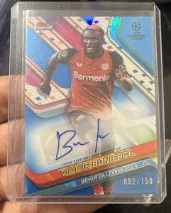 2024-25 Mejor Competiciones de Clubes UEFA refractor azul/150 Victor Boniface automático - Imagen 1 de 1