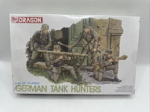 New Sealed Dragon German Tank Hunters Military 1:35 Figure Model Kit #6034 - Bild 1 von 6