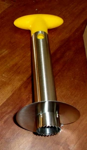 1pc Stainless Steel Pineapple Corer & Slicer - Easy Fruit Core Removal Tool NEW - Picture 1 of 2