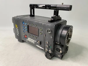 Corpo telecamera cinema ARRI Alexa XT - usura pesante, danni - RICAMBI - Foto 1 di 19