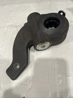 Benefit One Adjuster 2611525C91 - Image 1 of 4