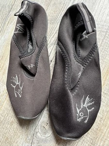 Hot Tuna Beach Shoes Child X 2 Kids Size UK 3 - Picture 1 of 2