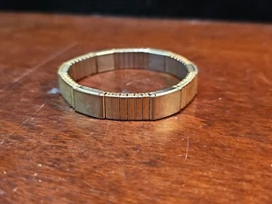 Vintage großes Edelstahl Magnetarmband mit goldfarbenem Stretchband signiert - Bild 1 von 6