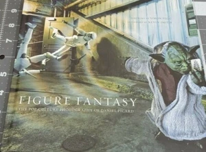 Loot Crate Figure Fantasy La Cultura Pop Fotografia di Daniel Picard - NUOVO - Foto 1 di 5