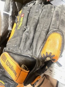 Wilson A350 Softball Glove 13" AO350 ES13 RHT(V18) - Picture 1 of 6