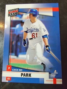 2002 Donruss Fan Club #53 Chan Ho Park  - Picture 1 of 2