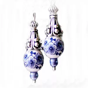 Blue and White Porcelain earrings with pearls Tibetan Silver  clip on or pierced - Picture 1 of 4