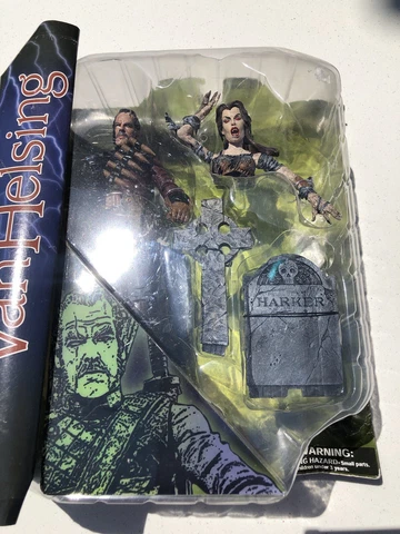 Van Helsing Diamond Select Action Figure Dracula Underworld Blade Frankenstein Cover