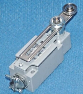 CARLO GAVAZZI ps31l-ns11r2-m00 - Picture 1 of 2