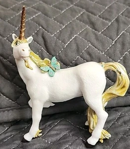 Papo White Unicorn Horse Vinyl Figure Butterfly Gold Horn Fantasy Mystical Vtg - Picture 1 of 9