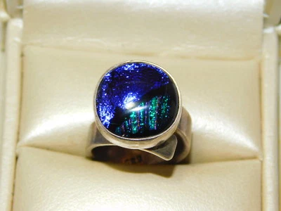 Anello Vintage In Argento Sterling Con Vetro Dicroico Viola Taglia 5.5 12j 71 - Immagine 1 di 4