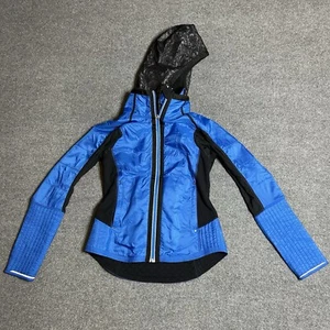Lululemon Jacket Womens 8 Blue Lulu Athletica Run Bundle Up Hooded Reflective - Picture 1 of 16