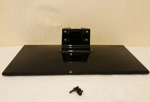 STÄNDER FÜR PANASONIC TX-32C300B BUCHSE DLED326HDDVDB TV SCHRAUBEN ENTHALTEN  - Bild 1 von 3