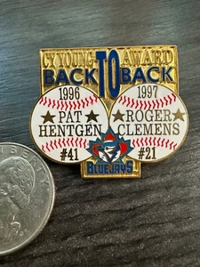 MLB Toronto BlueJays Pat Hentgen/Roger Clemens Cy Young Award Baseball Anstecknadel - Bild 1 von 3