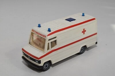 B67 1:55 SIKU 2011 MERCEDES-BENZ 809D VAN BUS AMBULANCE EXC. COND. 7 - Immagine 1 di 4