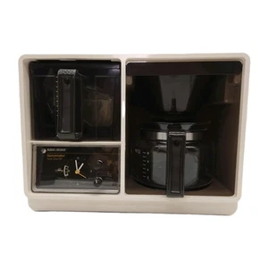 Vintage Black & Decker Under Cabinet SpaceMaker Coffee Maker 10 Cup SDC2A (READ) - Picture 1 of 9