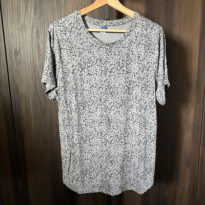 Camiseta Old Navy Luxe Estampado Animal Leopardo Gris Talla Grande Alta Foto 1 de 4