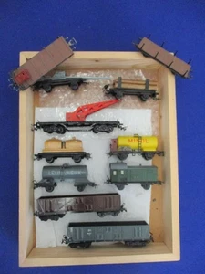 G5944) Modelleisenbahn Spur H0 :   Güterwagen  Konvolut  - Bild 1 von 10