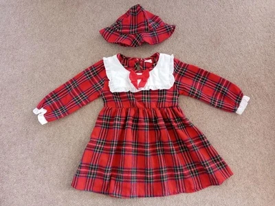 Girls Brushed Cotton Checked Christmas Dress and Hat Outfit Set 12-18 Months. - Image 1 of 4