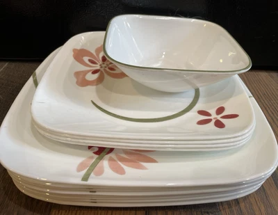 13 Platos Corelle PRETTY PINK 8 Cena 4 Almuerzo Cuenco Cuadrado BLANCO Rosa Rojo Floral Foto 1 de 4