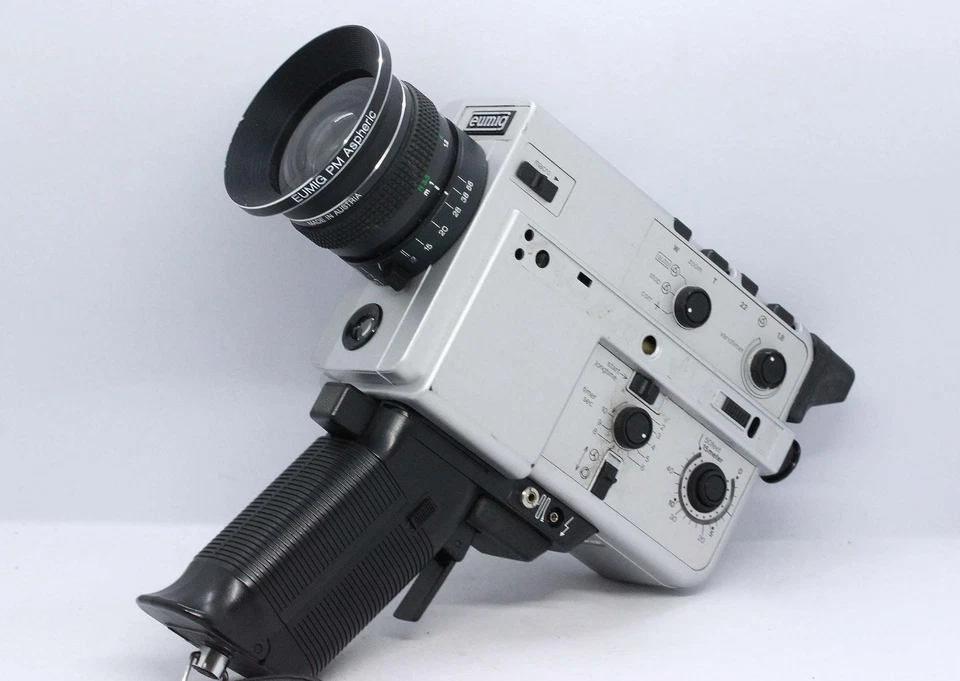 EUMIG  Macro-Viennon 1,8/ 7-56mm  Super 8 Filmkamera  nicht geprüft - Bild 1 von 4