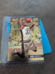 KOBE BRYANT 1996-97 PACIFIC POWER #IP-3 NOVATO EN LA PINTURA RC Inserto (B - Imagen 1 de 16