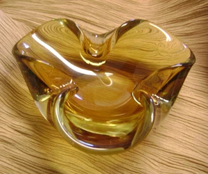 RETRO HEAVY THICK AMBER ART GLASS BOWL, ASH TRAY, TRINKET BOWL  7 " LENTH. - Picture 1 of 6