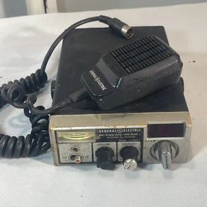 Vintage General Electric 3-5804 40 Channel CB Radio Untested/parts - Picture 1 of 2