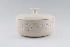 Hornsea - Bouquet - Casserole Dish + Lid - 214972G - Picture 1 of 1