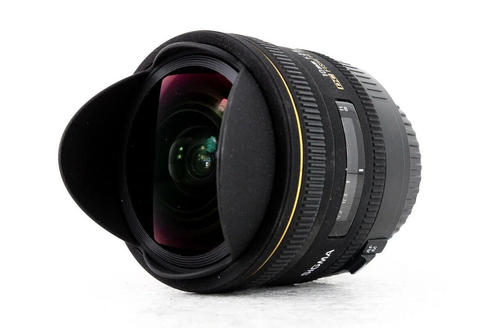 Sigma 10mm F2.8 EX DC HSM Fisheye - Nikon AF - Image 1 of 2