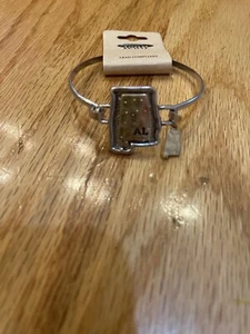 Icon collection Two Toned Alabama Loop Bracelet - Picture 1 of 5