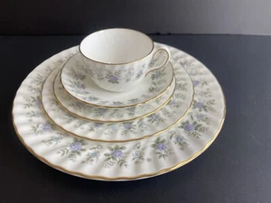 Minton Bone China Alphine Rose Dinner Place Set Of 5 Pieces  - Imagen 1 de 12