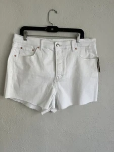 Jessica Sinpson Woman White High Rise Jean Short, Size 16/33 - Picture 1 of 8
