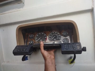 Cuadro de instrumentos Jaguar XJ12 indicadores velocímetro interruptores 1994 #DPP1029/00 Foto 1 de 4