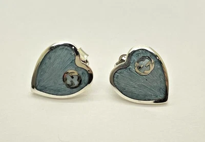 Pendientes de corazón Gucci de esmalte azul de ley Foto 1 de 4