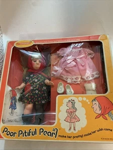 Vintage Poor Pitiful Pearl 11 Inch Doll By Horsman #9982 NOS w/ Play Book - Picture 1 of 5