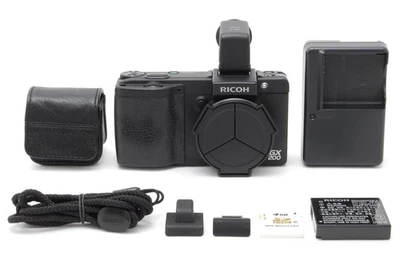 ☆NEAR MINT w/VF-1☆ Ricoh GX200 Black 12.1 MP Compact Digital Camera From JAPAN - Image 1 of 4
