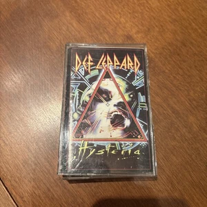 Def Leppard Hysteria 1987 Vintage Cassette Tape 80s Heavy Metal π₯ - Picture 1 of 2