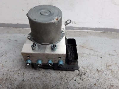 BMW X1 09-15 Year E84 2.0 Diesel ABS Pump 34516856926 0000500792 - Изображение 1 из 4