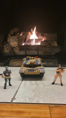 LCF 2.4G R/C Tank Battle Series Scale 1:24 (NICE) - Image 1 of 4