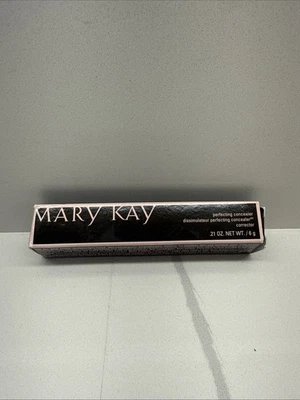 Mary Kay Perfecting Concealer Light Beige .21oz 092193 NEW - Image 1 of 2