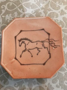 Beautiful Signed Lynda Katz Ceramic Art Pottery Octagon Horse Plate - Picture 1 of 5