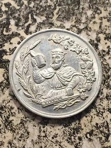 ANTIGUO ALEMÁN DINERO DE EMERGENCIA MONEDA GARBECK PROTECCIÓN HERMANDAD TRES REYES 3KING GAMBRINUS - Imagen 1 de 3