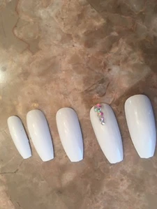 Set Of Painted White Bling Long Glossy Coffin False Nails - Picture 1 of 1