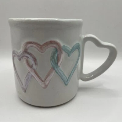 Taza de café Mary Kay Cosmetics corazones pastel con mango en forma de corazón Foto 1 de 4