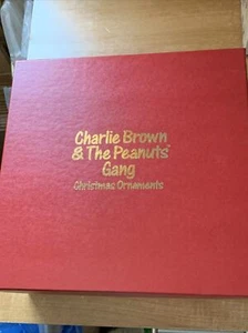 Danbury Mint Charlie Brown & Peanuts Gang Christmas Ornament Set In Box - Picture 1 of 17