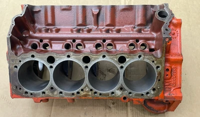 Chevrolet 302 350 1968 1969 bloque pequeño 4 pernos tapa principal V8 28 de agosto 1968 Camaro Foto 1 de 4