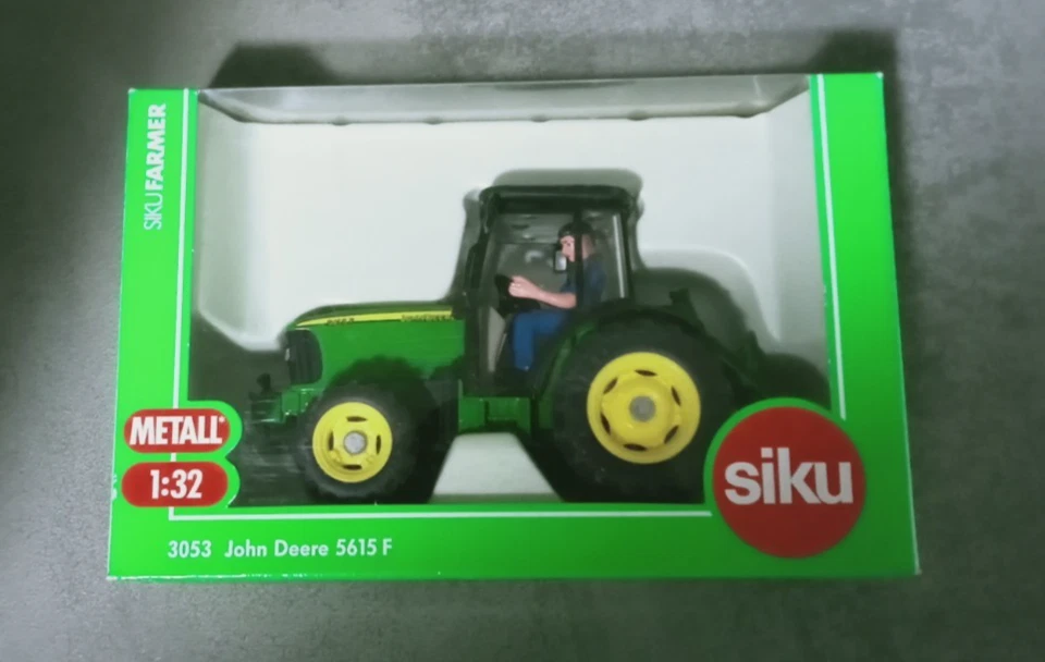 Siku 1:32 - JOHN DEERE 5615F - Immagine 1 di 3