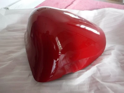 SUZUKI HAYABUSA  RED REAR SEAT HUMP cw BOLTS Genuine Brand New NOS Suzuki Part - Image 1 of 4